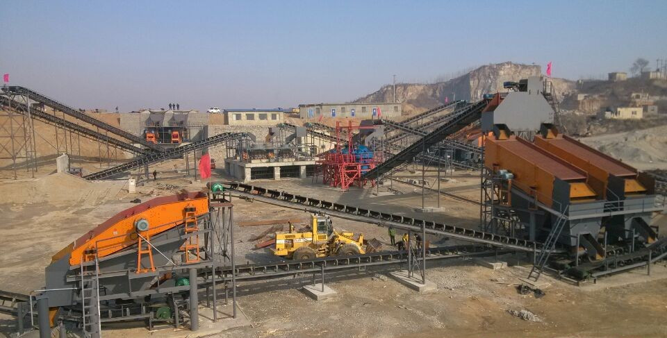 600-700tph Aggregate Crushing&Screening Plant(图1) 600-700tph Aggregate Crushing&Screening Plant(图1)